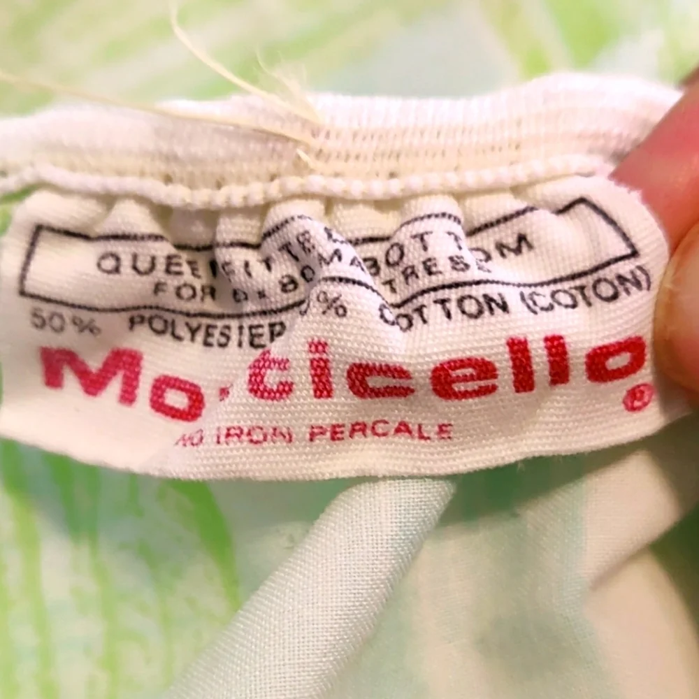 Vintage Queen Fitted Sheet / Blue/Green Pastel / Watercolor